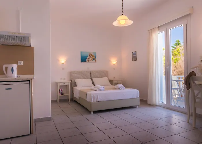 Aeolis Hotel Adamantas (Milos)