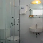 Aeolis מלון 2*