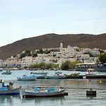 Aeolis מלון אדאמאס
